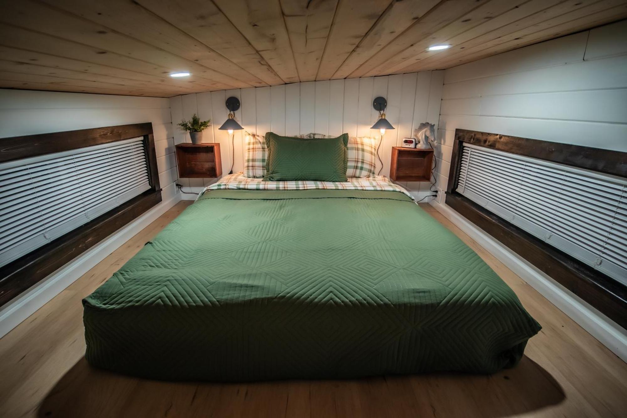 Unique Tiny Home Minutes From Downtown Ellensburg Exterior photo